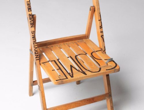 METZ. La Ribot: Walk the chair. Centro Pompidou. Hasta el 2 de febrero 2027